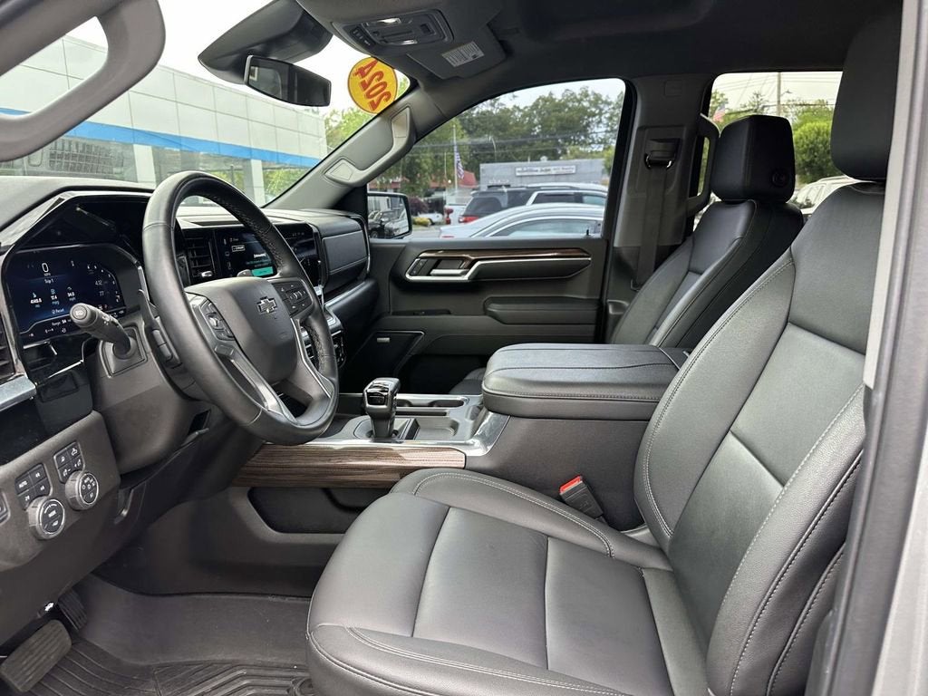 2024 Chevrolet Silverado 1500 RST