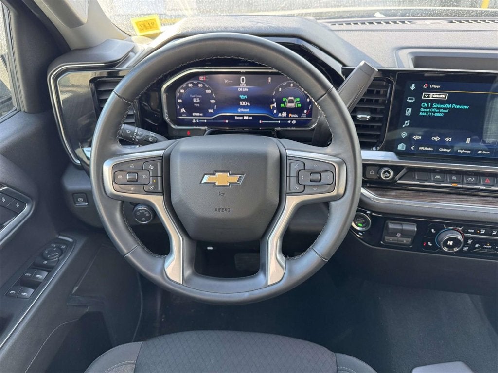 2025 Chevrolet Silverado 1500 LT