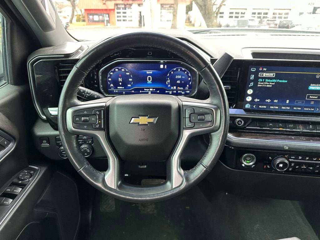 2022 Chevrolet Silverado 1500 LT (2FL)