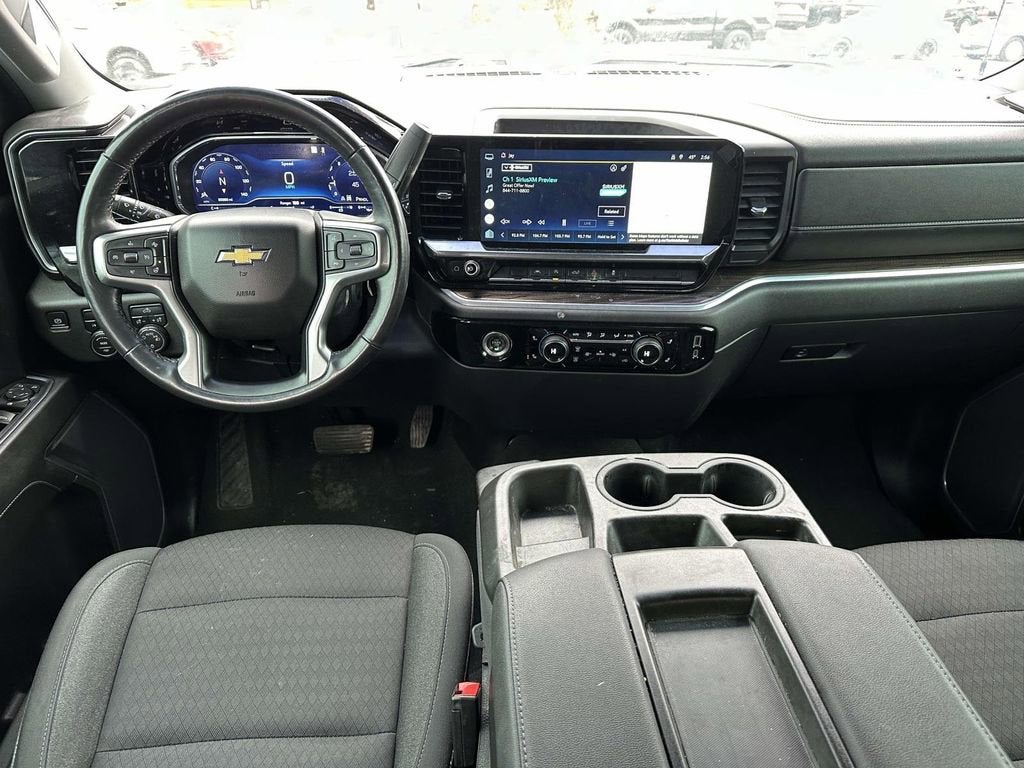 2022 Chevrolet Silverado 1500 LT (2FL)