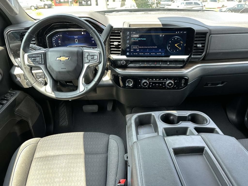 2023 Chevrolet Silverado 1500 LT (2FL)