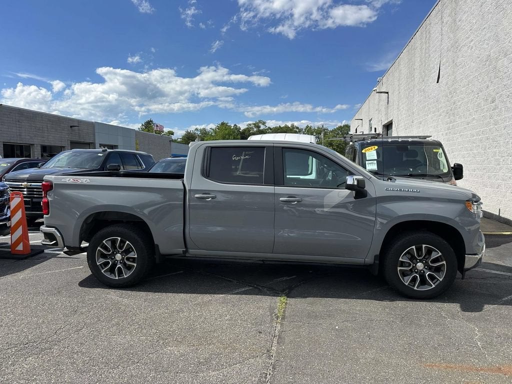 2024 Chevrolet Silverado 1500 LT (2FL)
