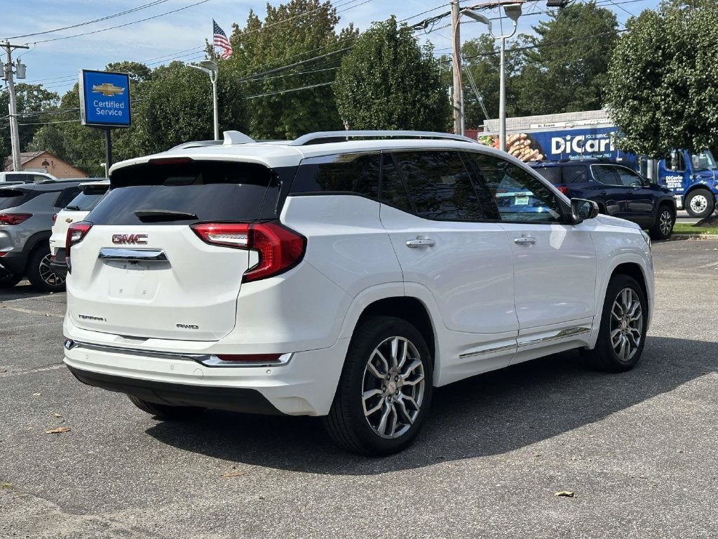 2023 GMC Terrain Denali