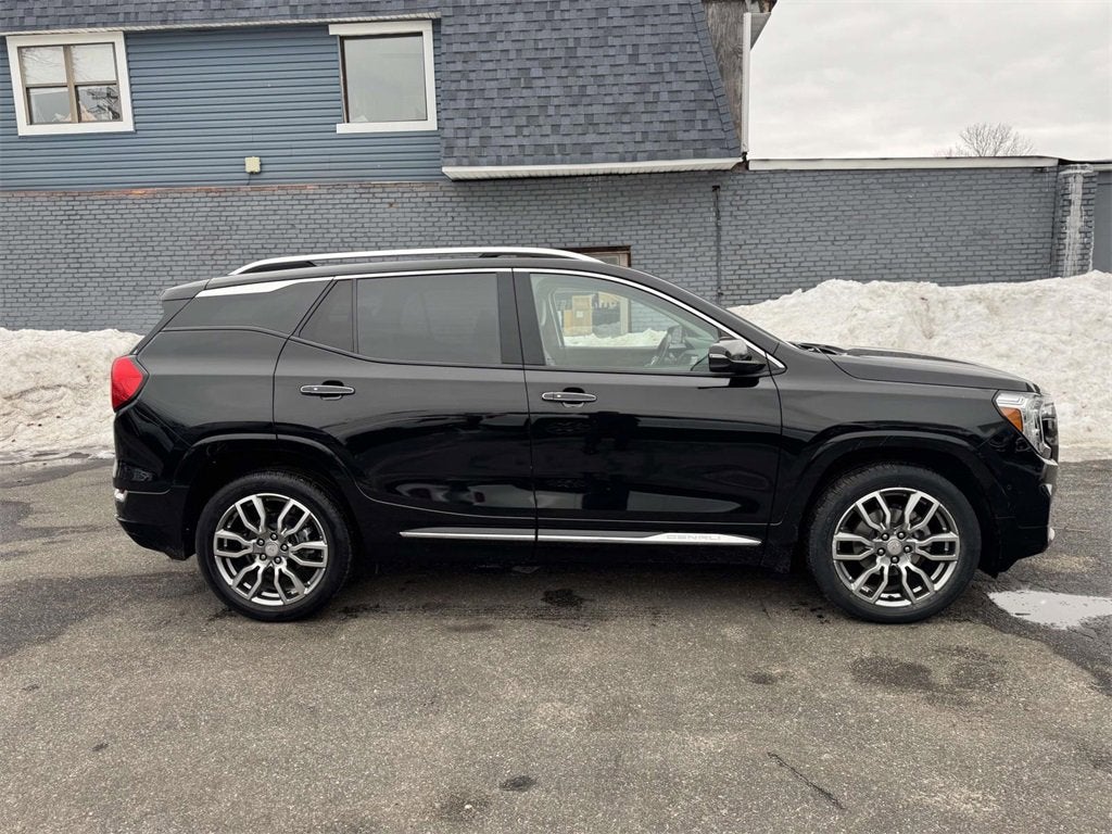 2022 GMC Terrain Denali