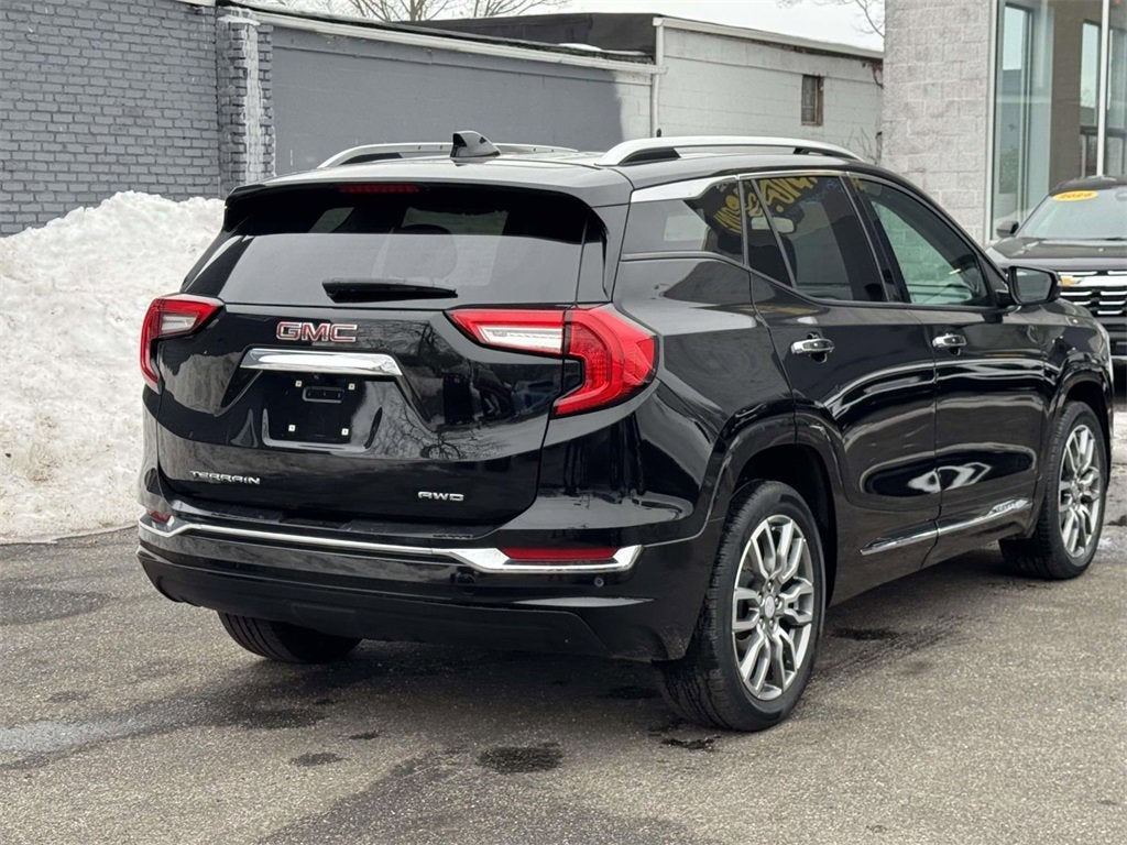 2022 GMC Terrain Denali