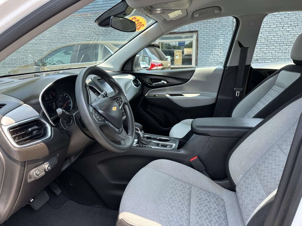 2023 Chevrolet Equinox LS