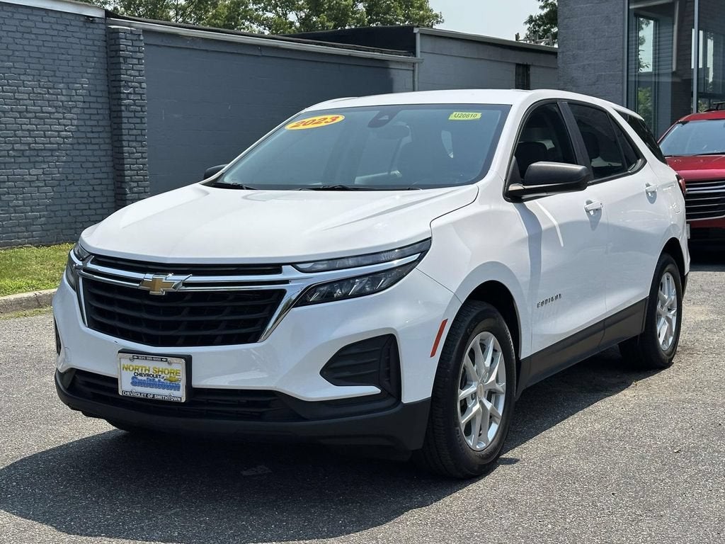 2023 Chevrolet Equinox LS