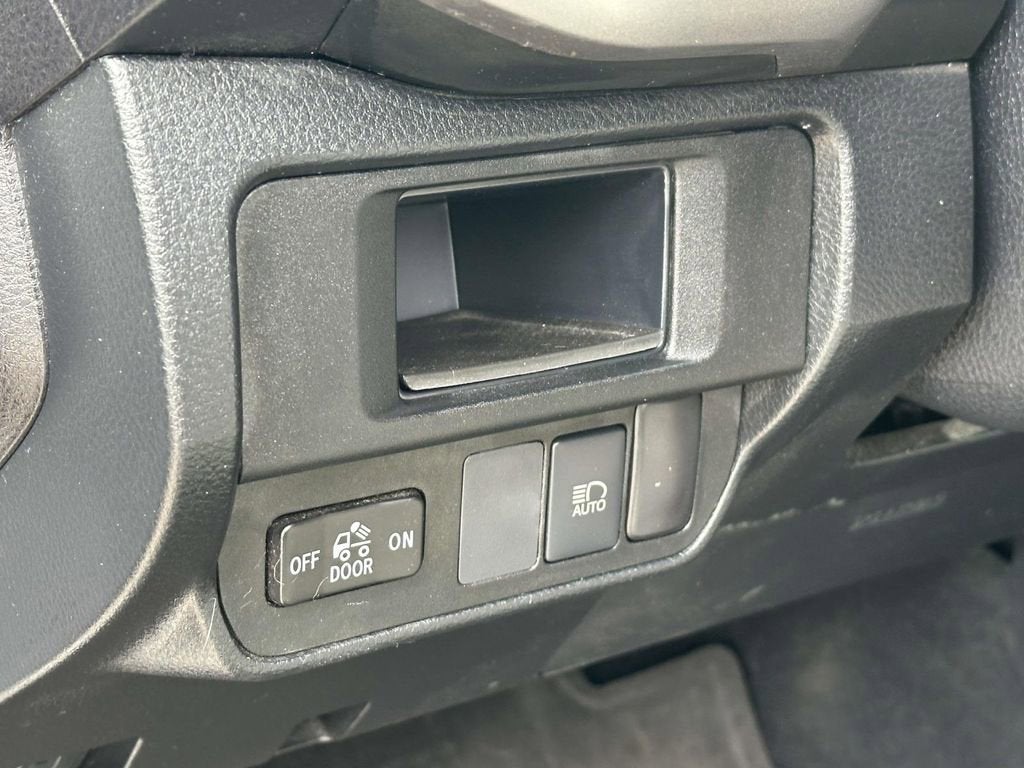 2019 Toyota Tacoma 4WD SR