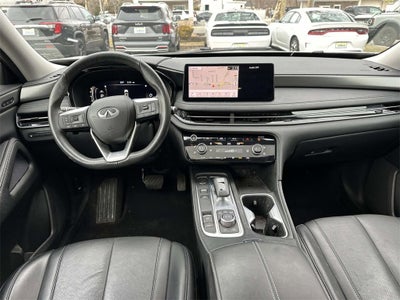 2023 INFINITI QX60 LUXE