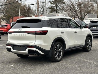 2023 INFINITI QX60 LUXE