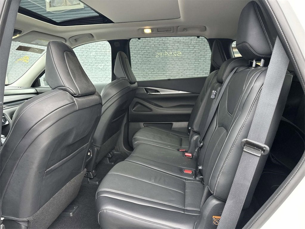 2023 INFINITI QX60 LUXE
