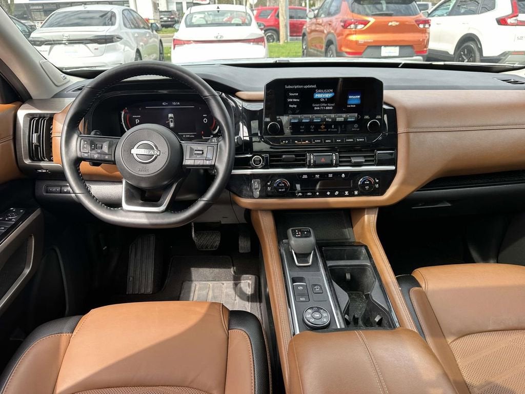 2023 Nissan Pathfinder Platinum