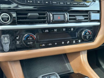2023 Nissan Pathfinder Platinum