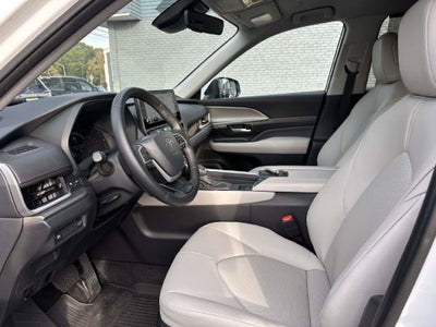 2025 Toyota Grand Highlander XLE