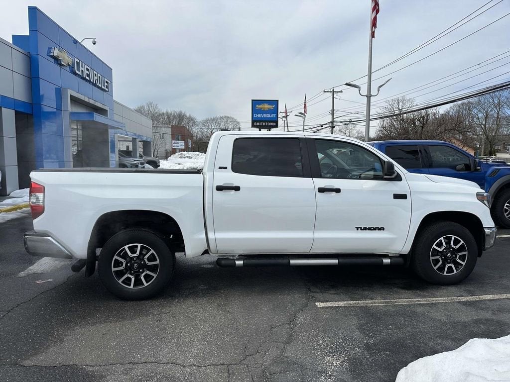2021 Toyota Tundra 4WD SR5