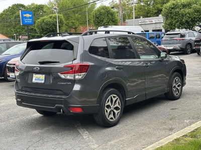 2024 Subaru Forester Premium