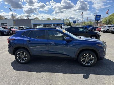 2024 Chevrolet Trax LT