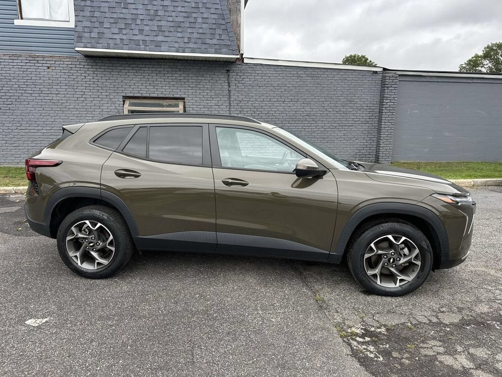 2024 Chevrolet Trax LT