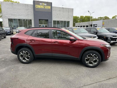 2025 Chevrolet Trax LT