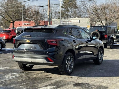 2025 Chevrolet Trax LT