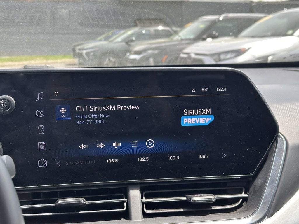 2025 Chevrolet Trax LT