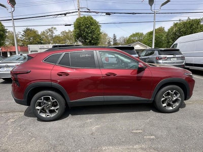 2025 Chevrolet Trax LT
