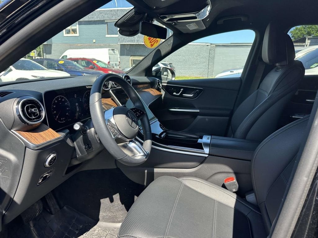 2025 Mercedes-Benz GLC GLC 300