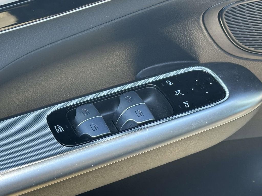 2025 Mercedes-Benz GLC GLC 300