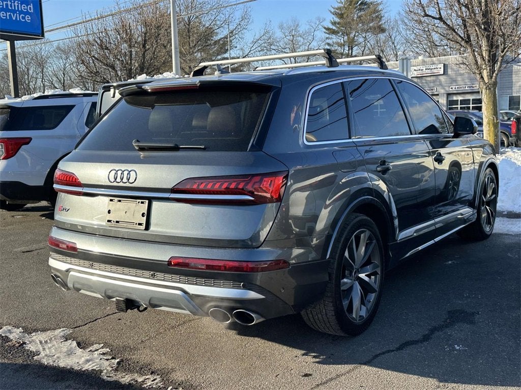 2022 Audi SQ7 Premium Plus