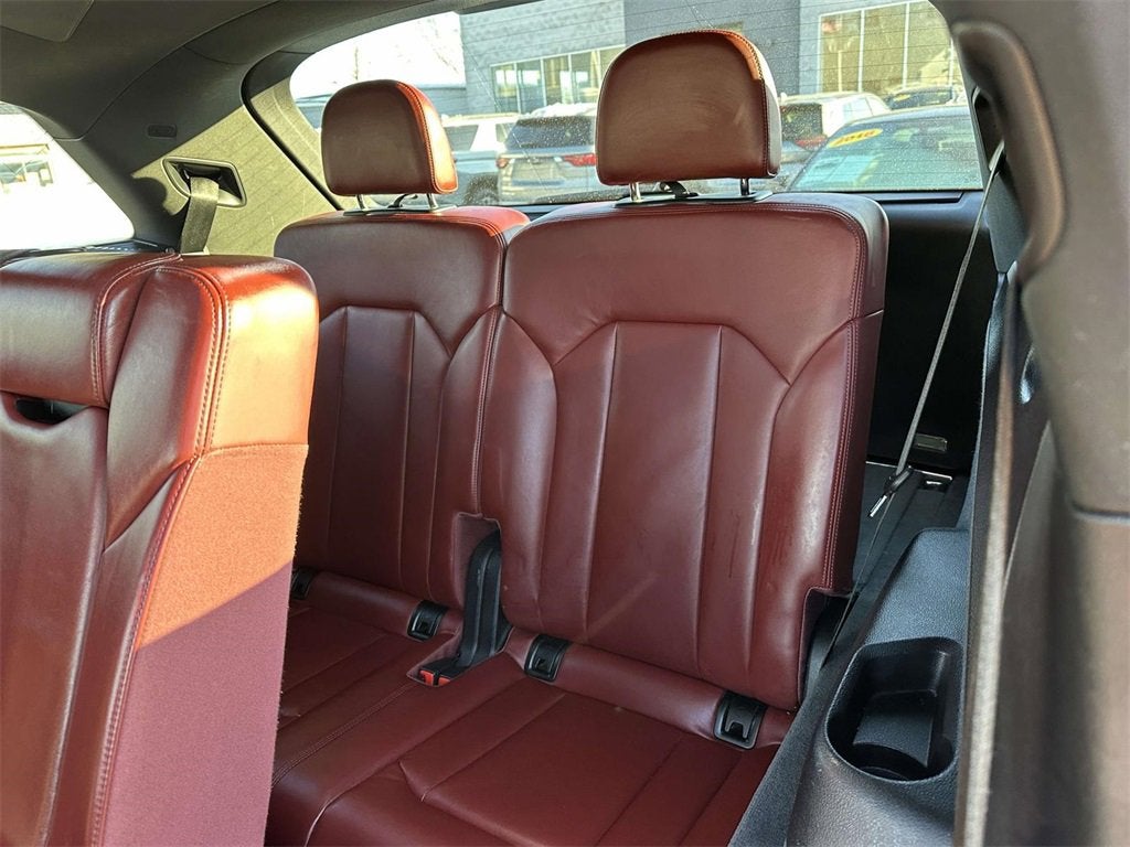 2022 Audi SQ7 Premium Plus